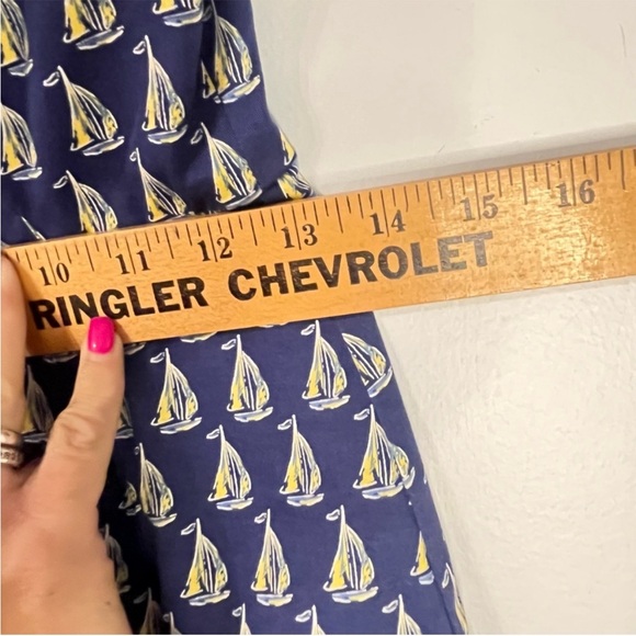 Vineyard Vines Sailboat Print Mini Dress
Women's Sz 2 - Picture 11 of 12